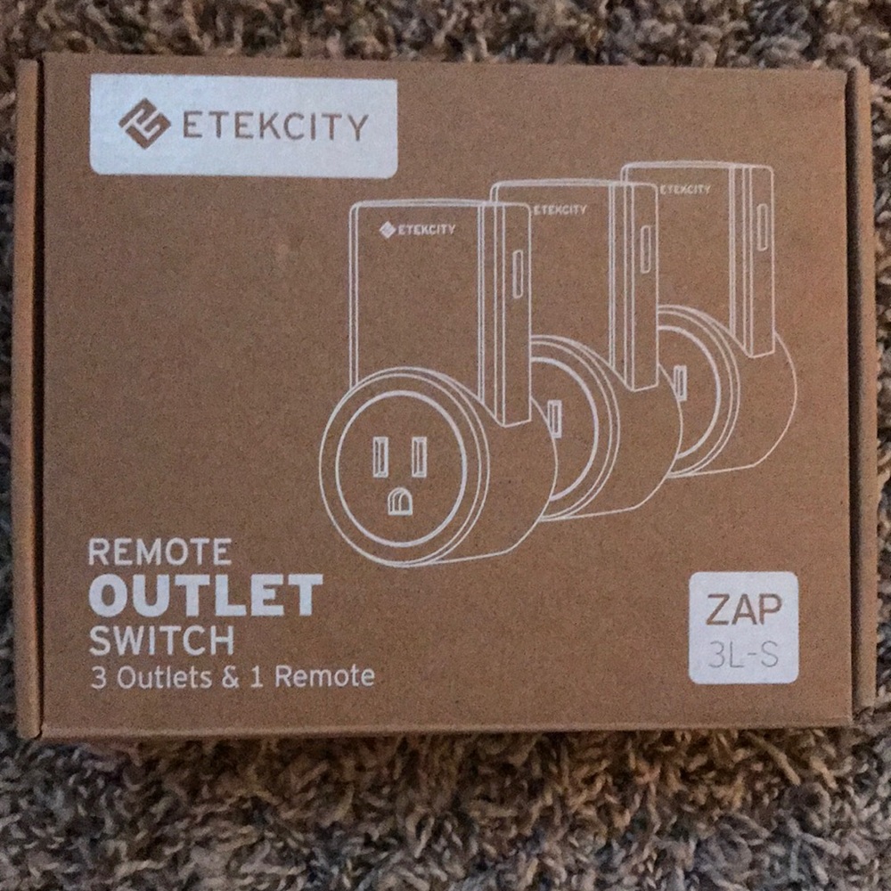 Remote outlet switch - 3 outlets + 1 remote